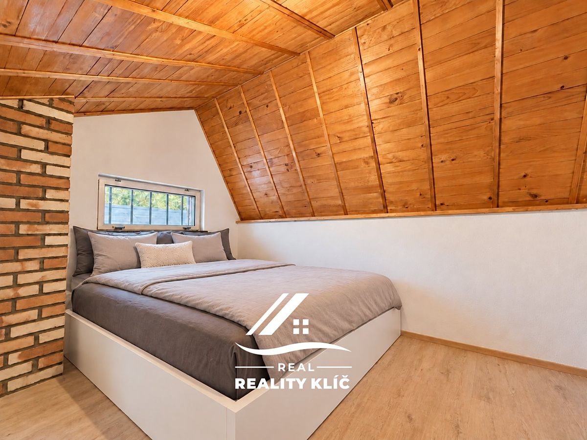 Pronájem bytu 2+kk 27 m² – fotografie 2