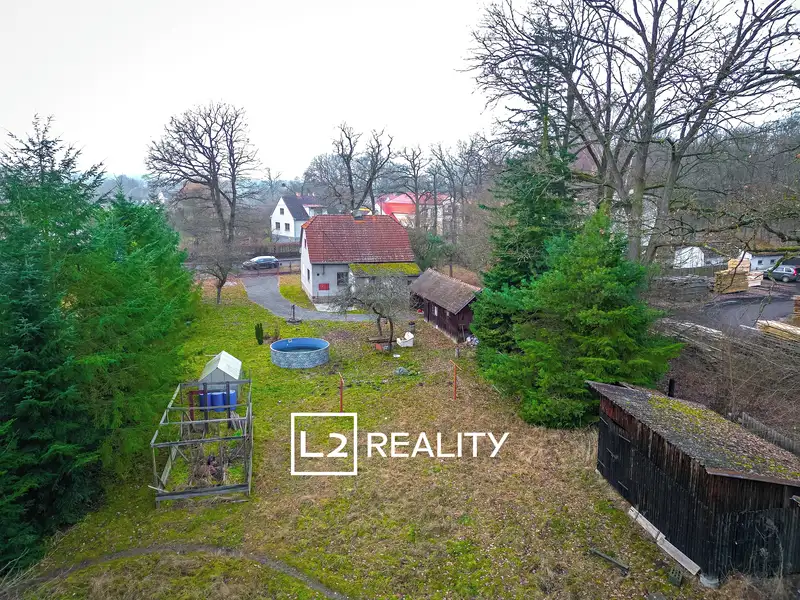 Prodej komerčního pozemku 3748 m², Vráž – náhled fotky 2