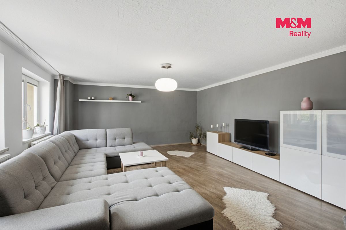 Prodej rodinného domu 118 m², pozemek 1017 m² – fotografie 3