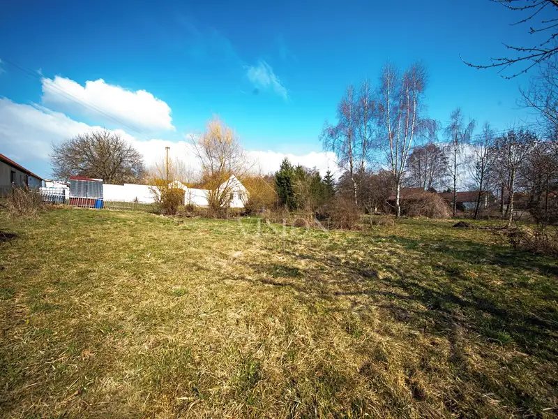 Prodej stavebního pozemku 2012 m², Vydří – náhled fotky 2