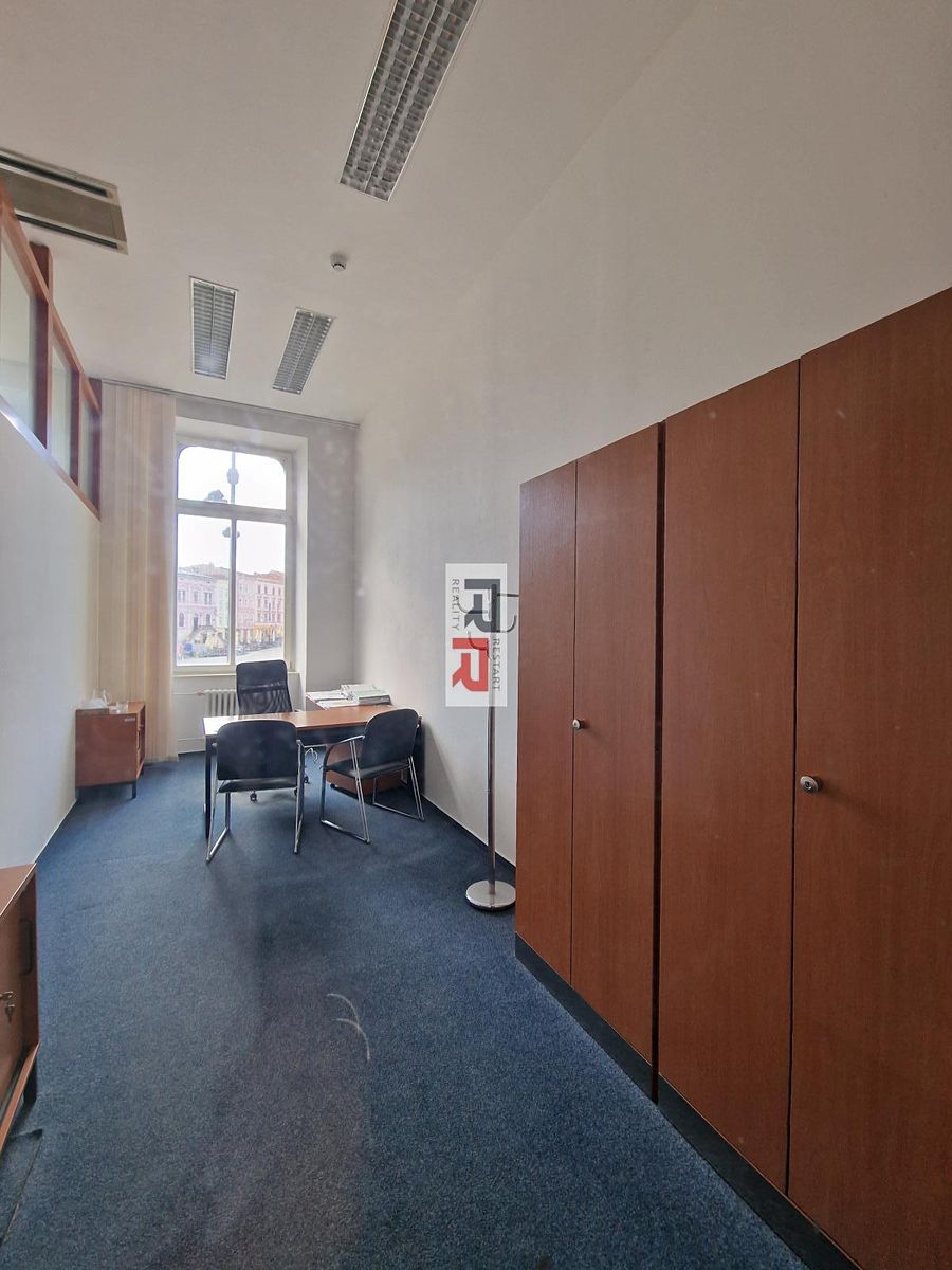Pronájem kanceláře 16 m² – fotografie 2