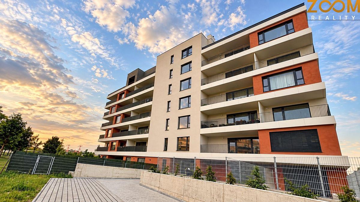Pronájem bytu 1+kk 50 m²