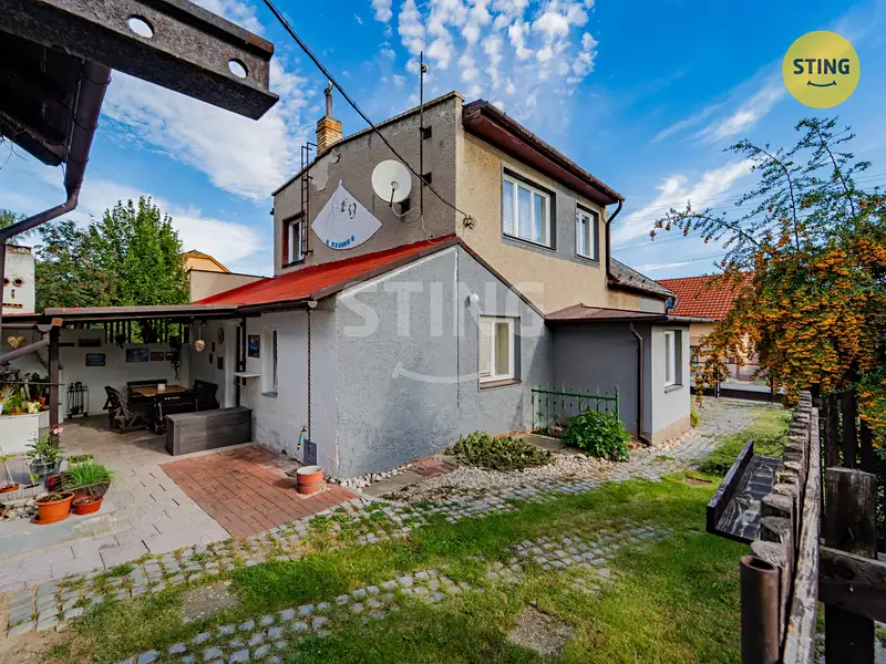 Prodej rodinného domu 140 m², pozemek 704 m², Holasovice – náhled fotky 2