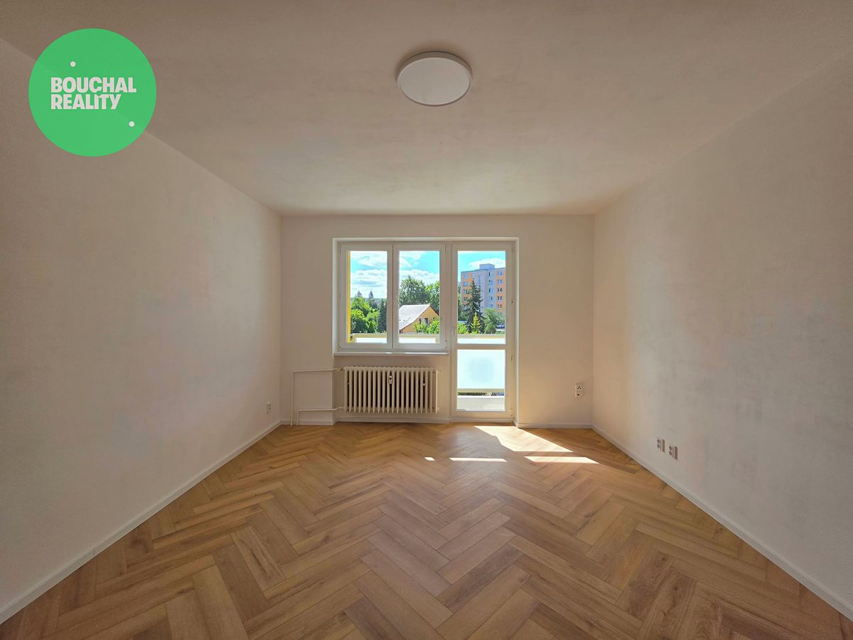 Pronájem bytu 2+kk 42 m² – fotografie 2