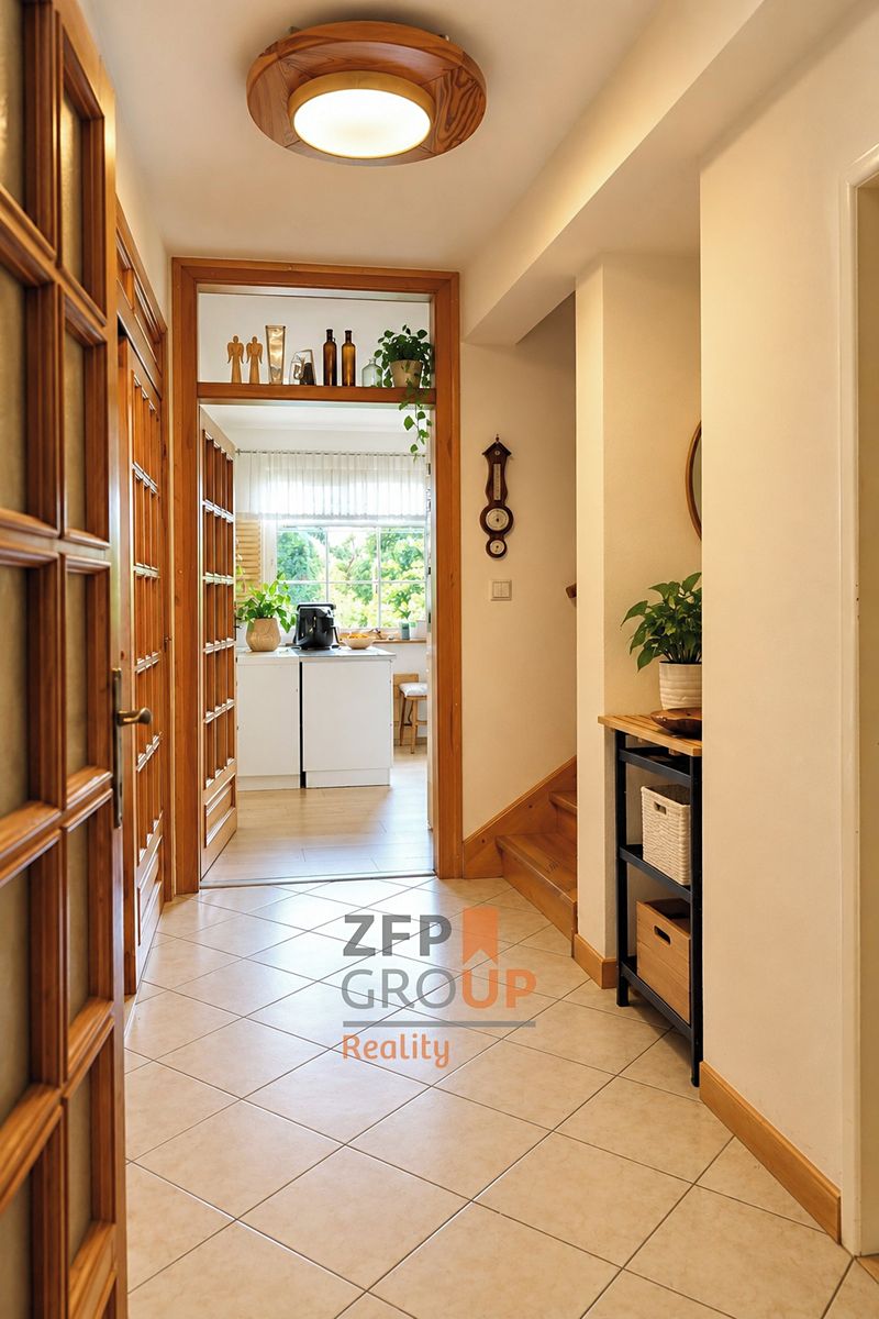 Prodej rodinného domu 208 m², pozemek 273 m² – fotografie 5