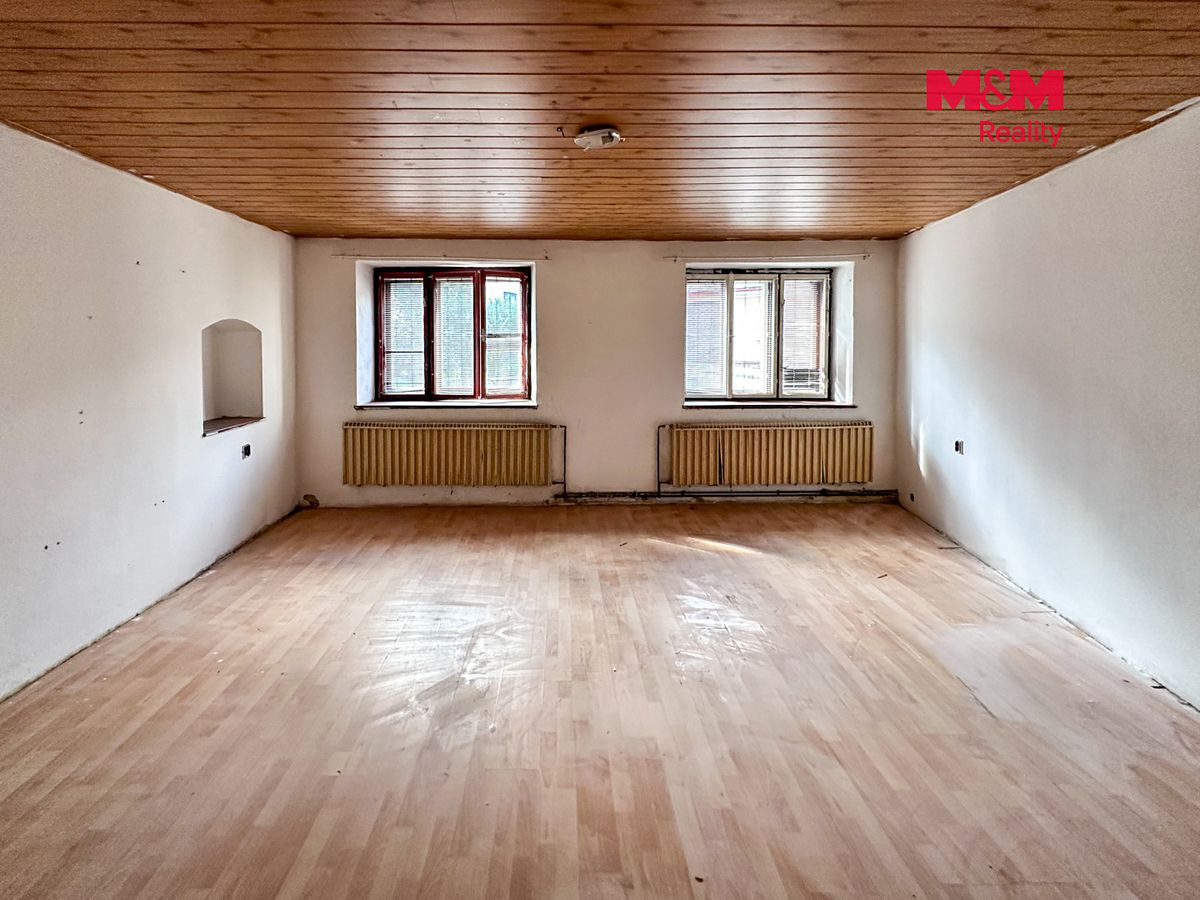 Prodej rodinného domu 117 m², pozemek 273 m² – fotografie 2