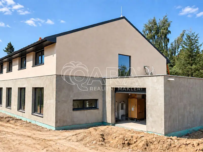 Prodej rodinného domu 159 m², pozemek 439 m², Kamenice – náhled fotky 2