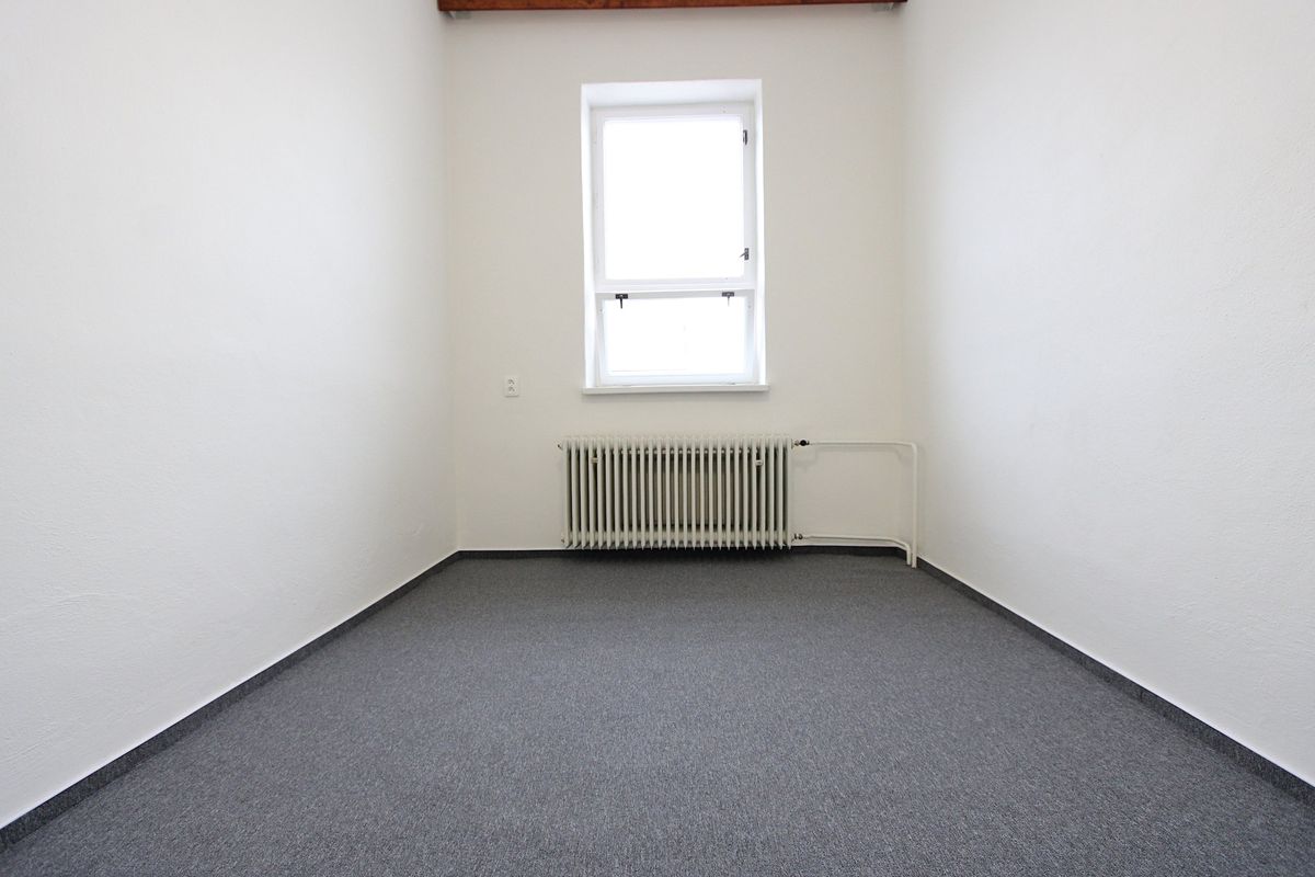 Pronájem bytu 2+kk 36 m²