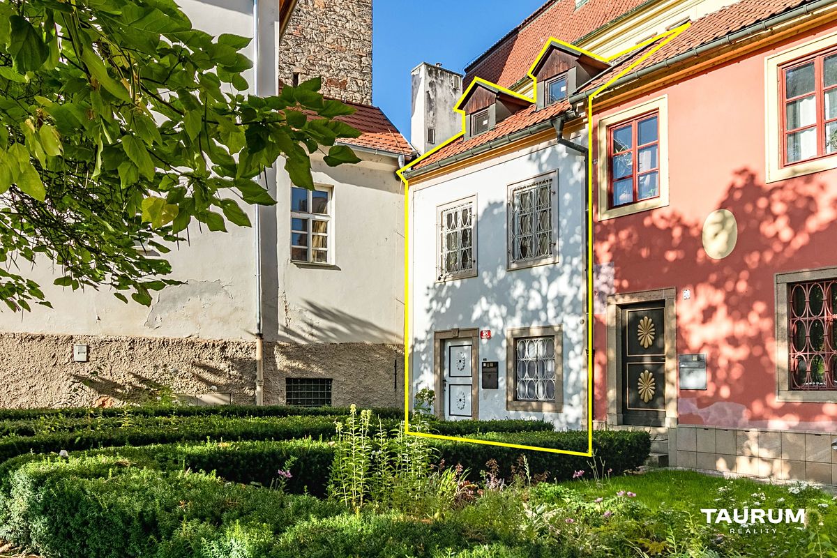 Prodej rodinného domu 133 m², pozemek 112 m² – fotografie 2
