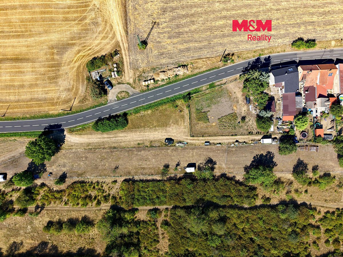 Prodej zahrady 696 m²