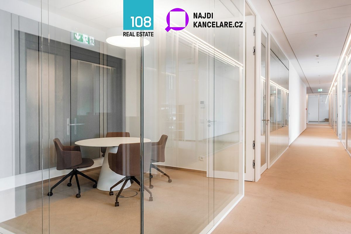 Pronájem kanceláře 769 m² – fotografie 3