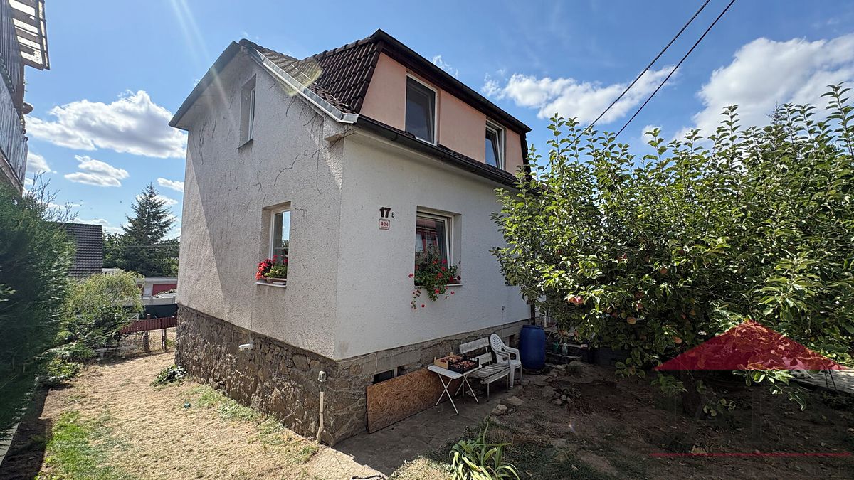 Prodej rodinného domu 163 m², pozemek 372 m² – fotografie 2