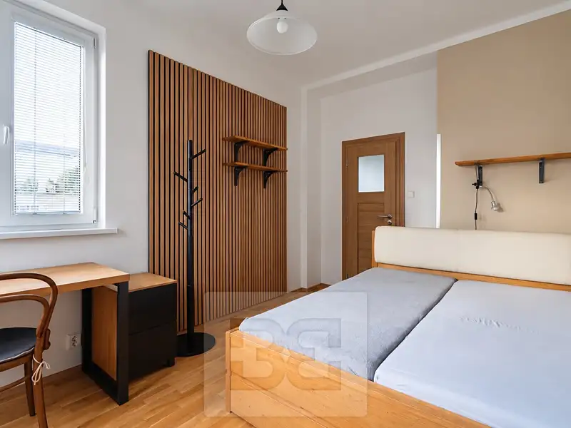 Pronájem bytu 1+1 33 m², Praha – náhled fotky 2