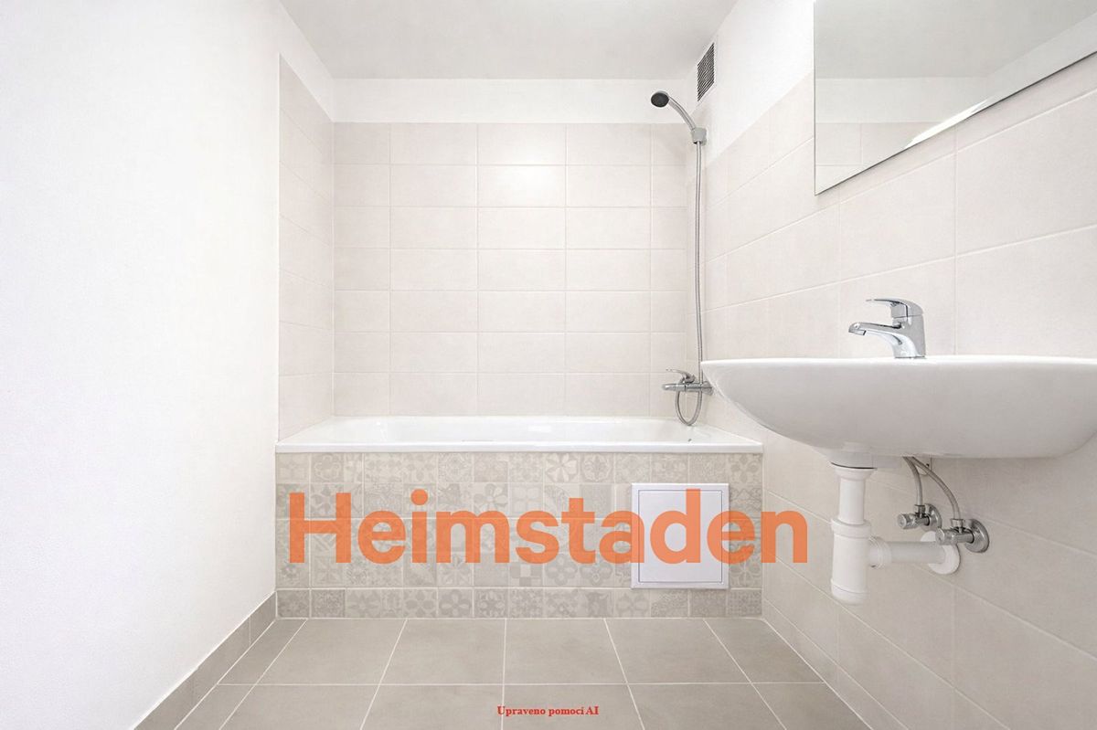 Pronájem bytu 3+1 67 m² – fotografie 3