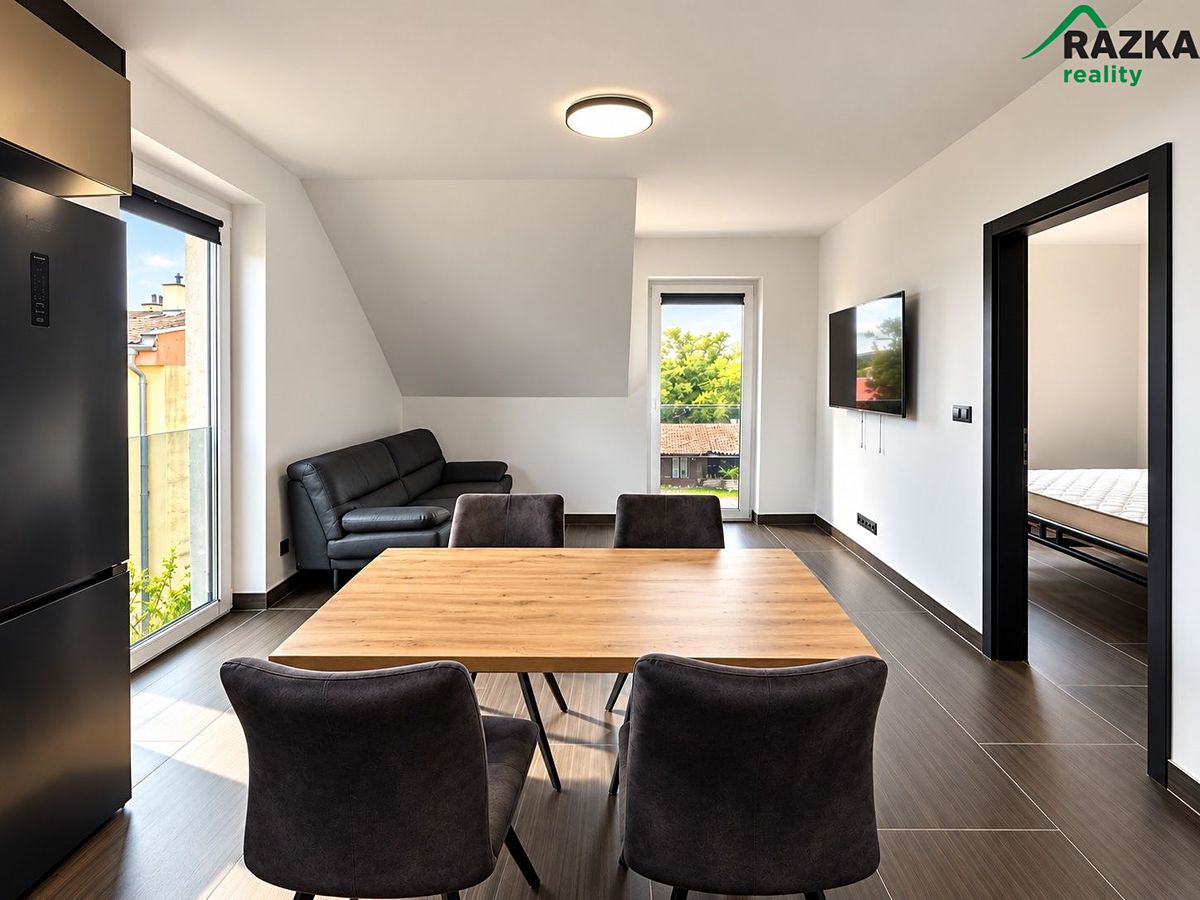 Pronájem bytu 2+kk 50 m² – fotografie 4