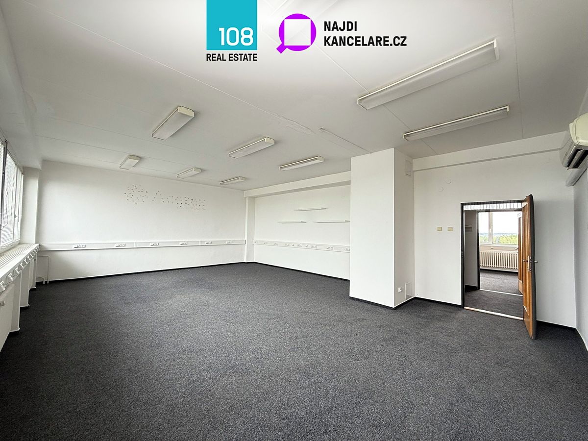 Pronájem kanceláře 536 m² – fotografie 5