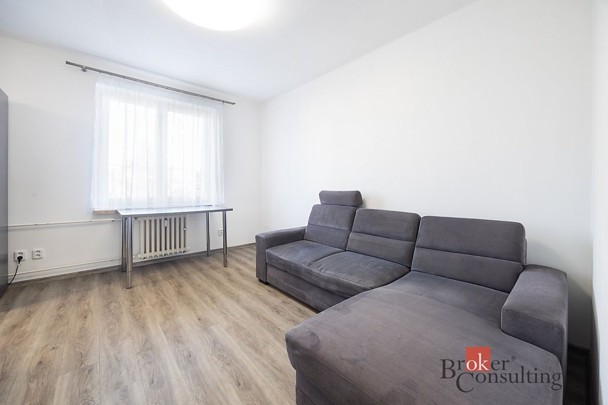 Pronájem bytu 2+kk 54 m² – fotografie 3