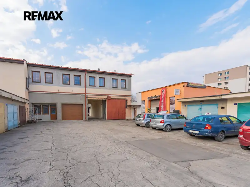 Prodej skladového prostoru 2749 m², Nová Dubnica – náhled fotky 3