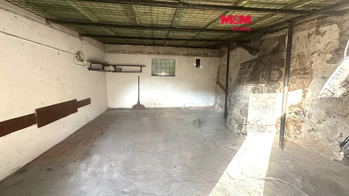 Prodej garáže 35 m²