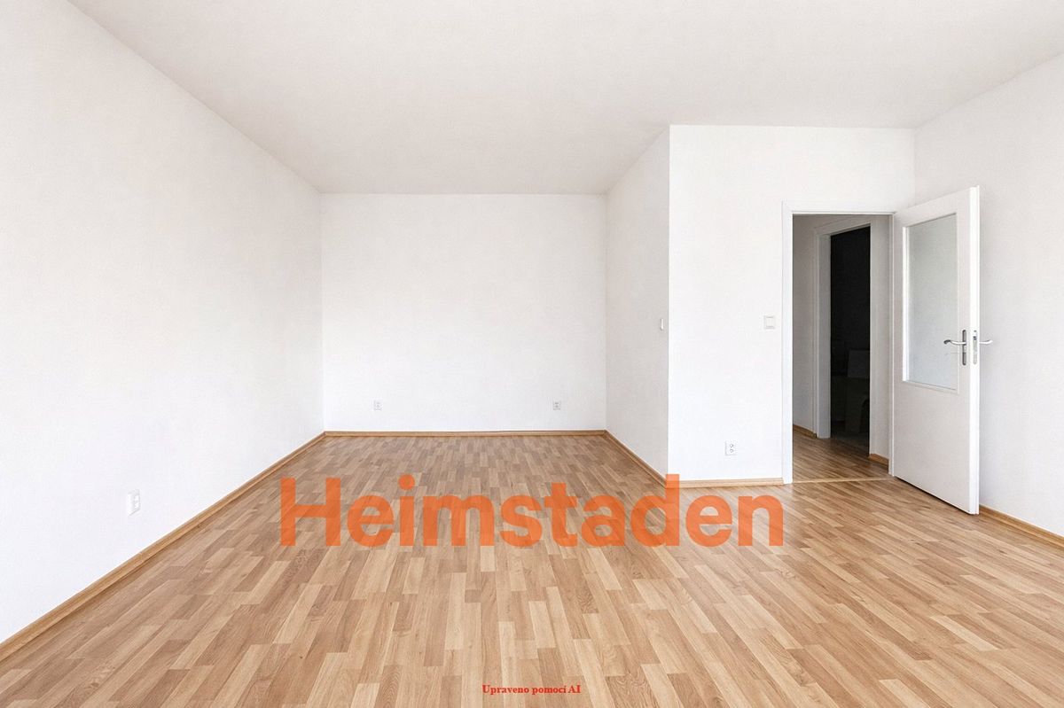 Pronájem bytu 1+kk 48 m² – fotografie 4
