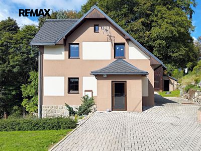 Prodej rodinného domu 197 m², pozemek 3575 m²