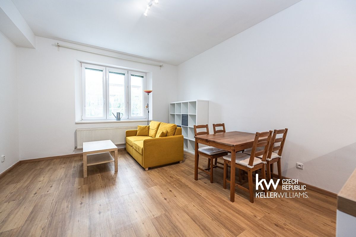 Pronájem bytu 2+kk 46 m² – fotografie 5