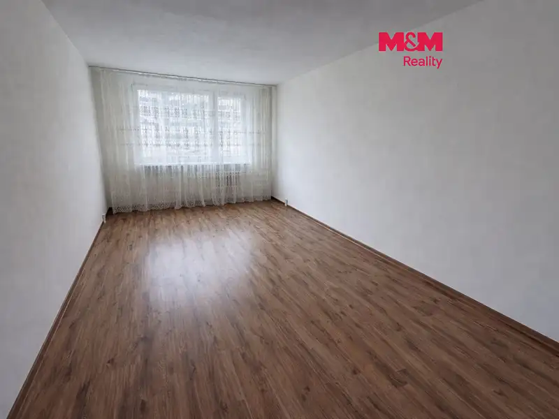 Pronájem bytu 2+1 61 m², Chomutov – náhled fotky 1