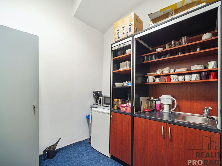 Pronájem komerčního prostoru, 82 m² (10 z 16)