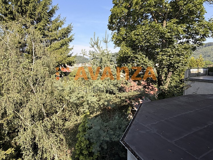 Комерційне приміщення на продаж, 1 200 м² (45 з 49)
