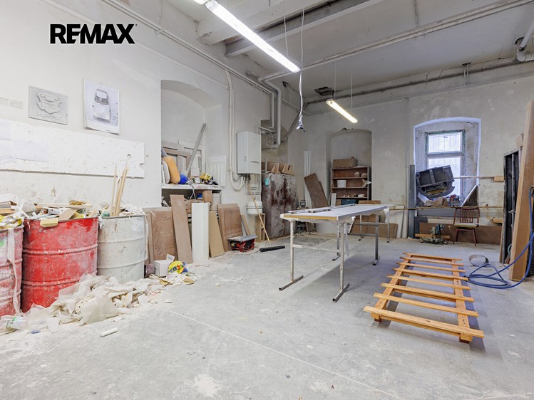 Gewerbefläche zum Kauf, 1.766 m² (3 von 34)