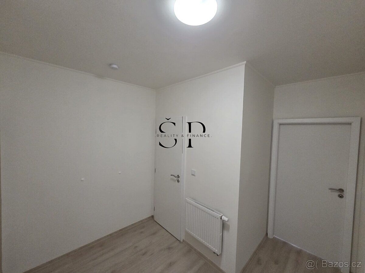 Pronájem bytu 1+1 41 m² – fotografie 5