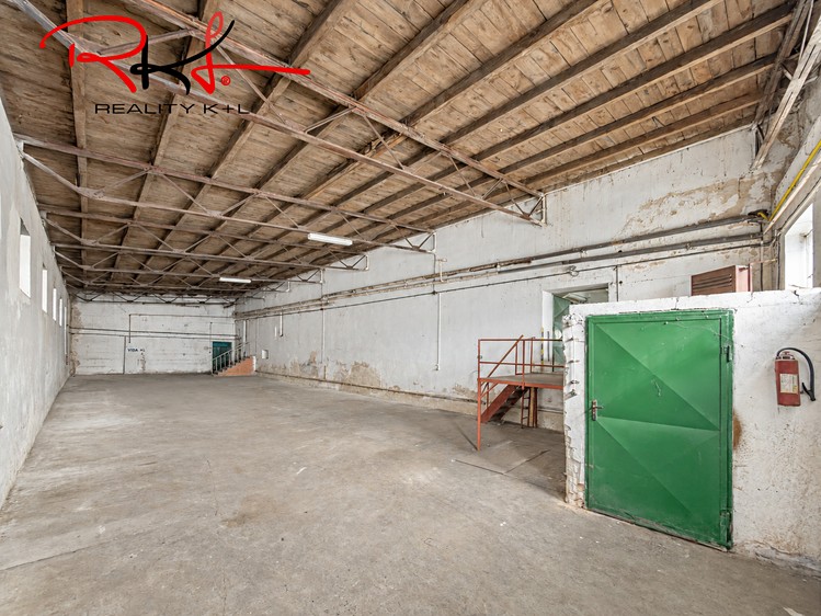 Комерційне приміщення в оренду, 1 787 м² (6 з 23)