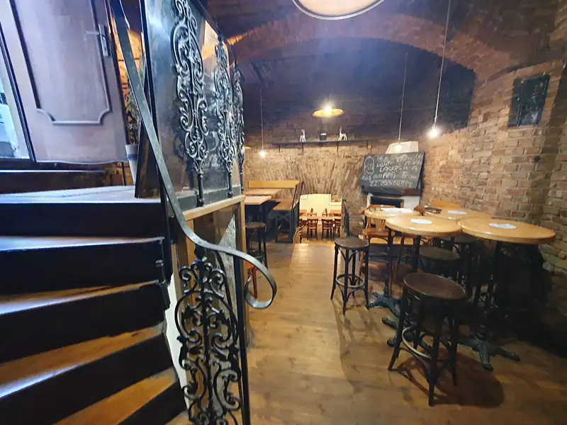 Pronájem restaurace 119 m², Praha – náhled fotky 3