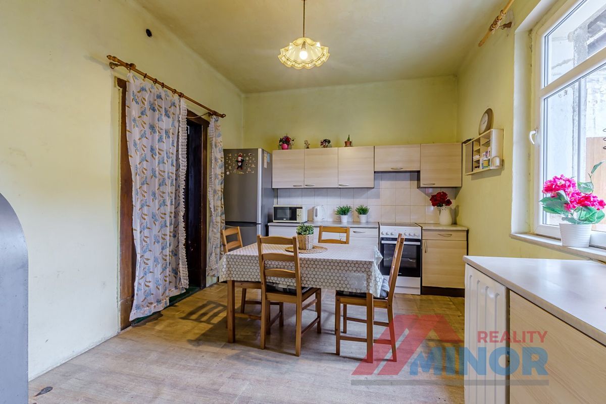 Prodej rodinného domu 56 m², pozemek 507 m² – fotografie 2