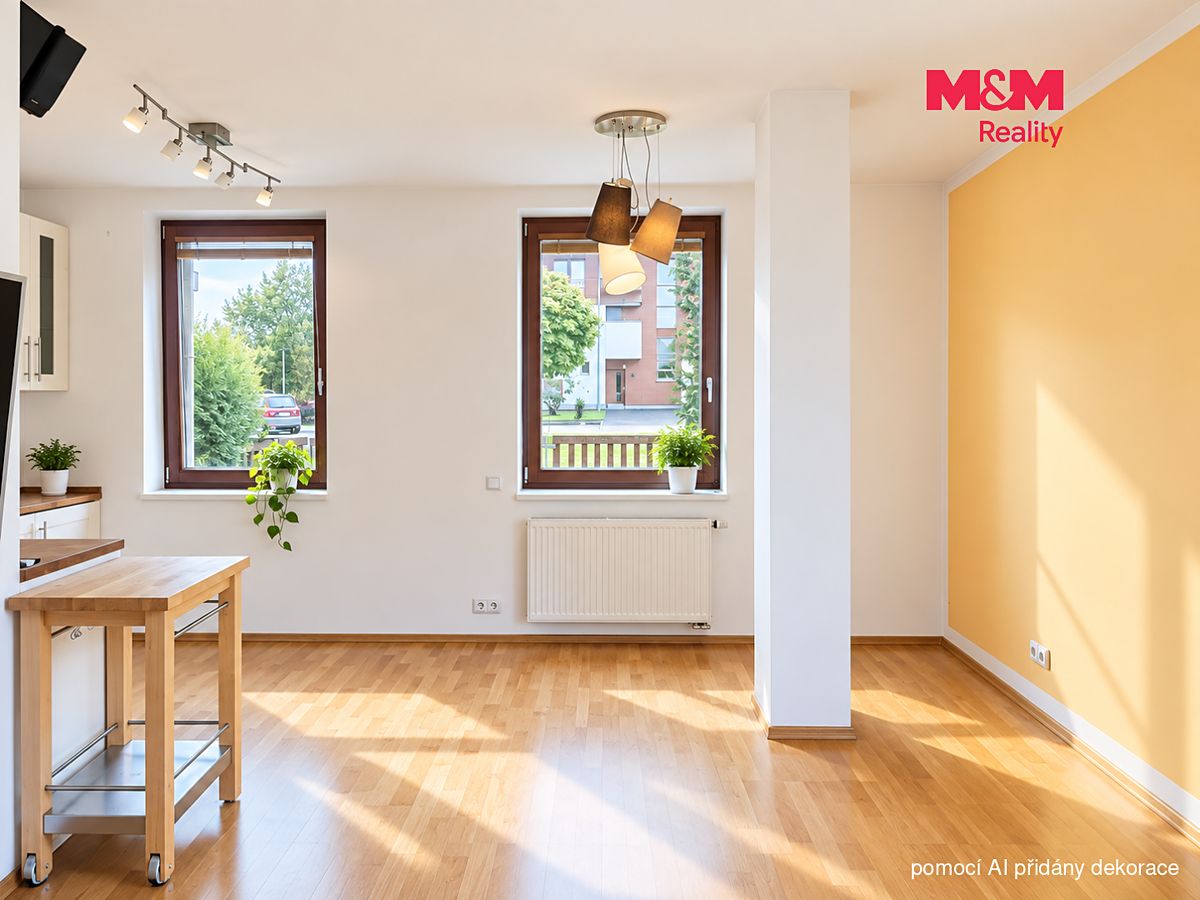 Pronájem bytu 2+kk 48 m² – fotografie 2
