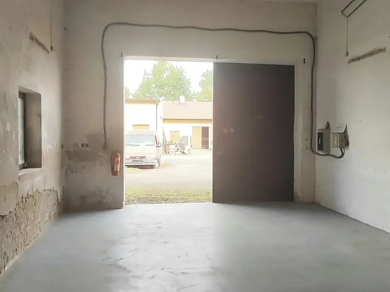 Pronájem skladového prostoru 52 m², Srnojedy – náhled fotky 1