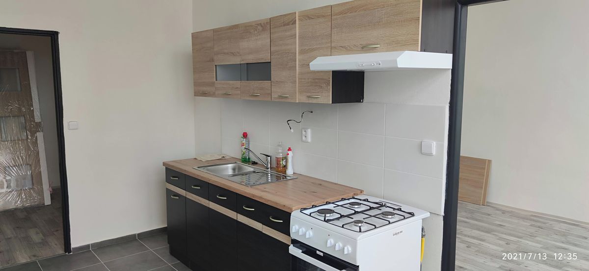 Pronájem bytu 2+1 72 m² – fotografie 5
