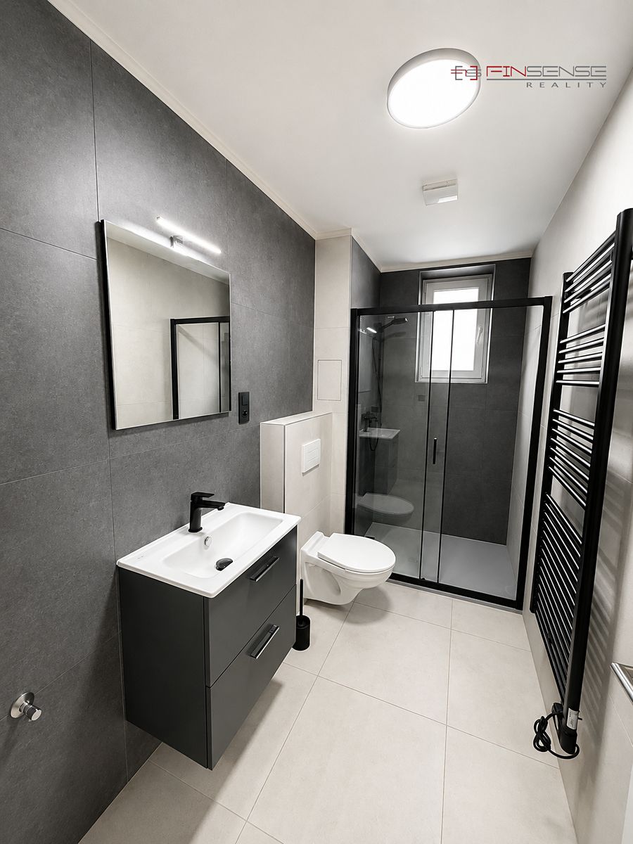 Pronájem bytu 2+kk 46 m² – fotografie 3