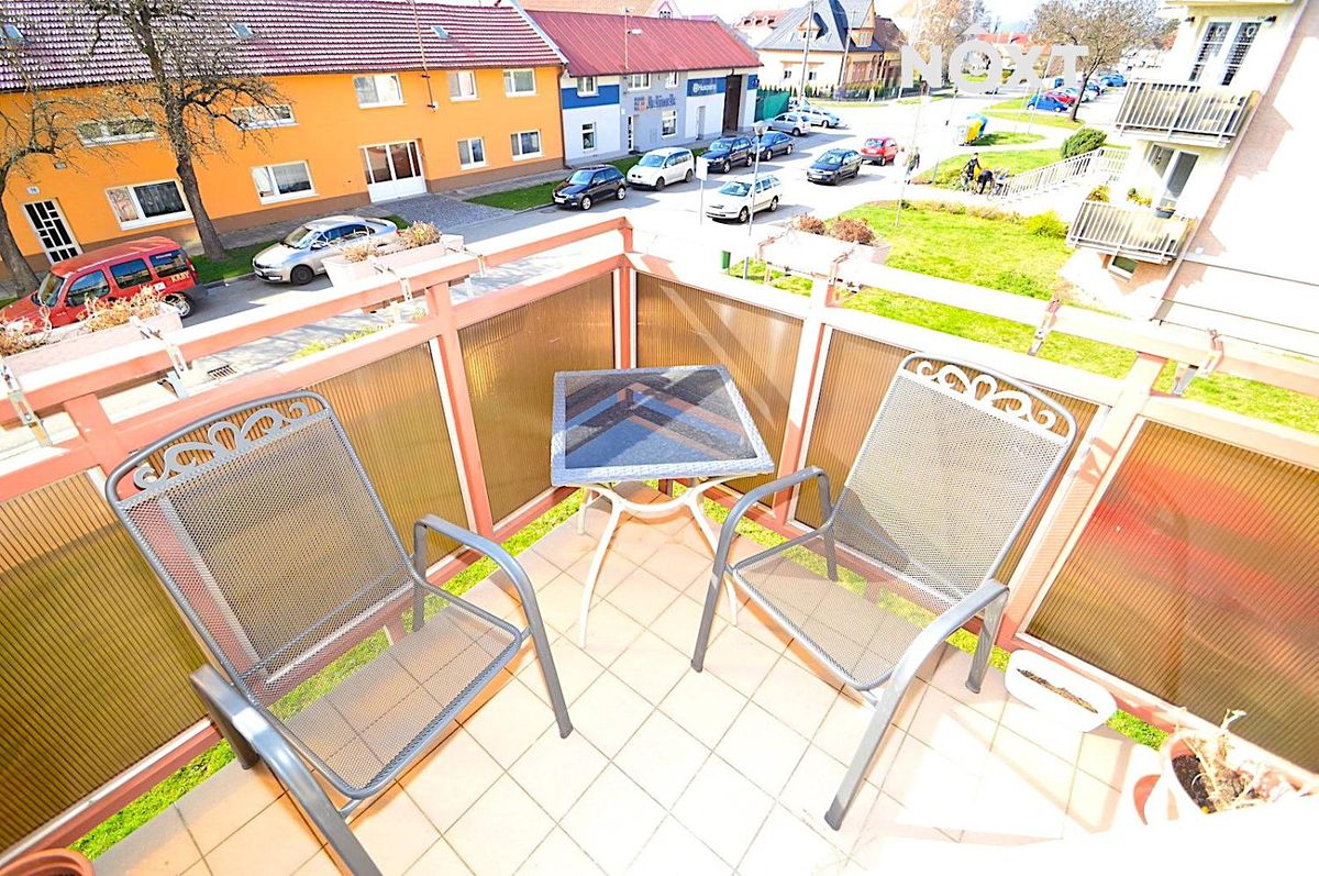 Pronájem bytu 2+kk 55 m² – fotografie 3
