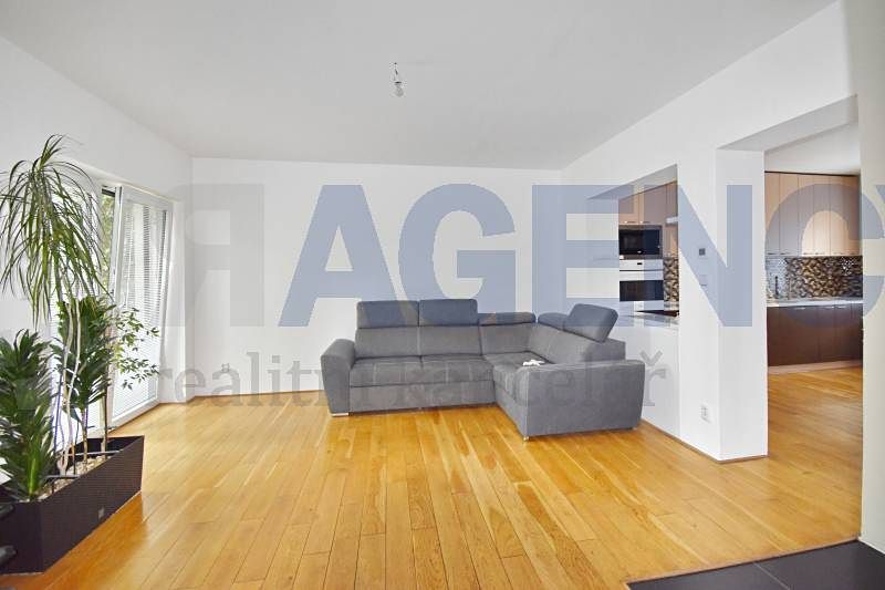 Prodej rodinného domu 104 m², pozemek 230 m²