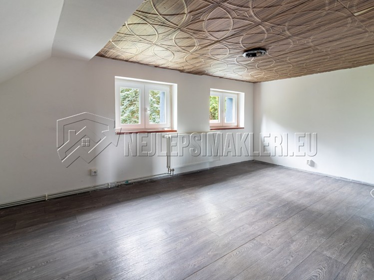 Prodej domu, 204 m² (31 z 47)