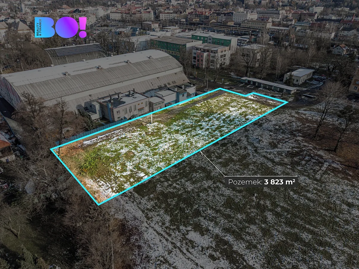 Prodej komerčního pozemku 3823 m²