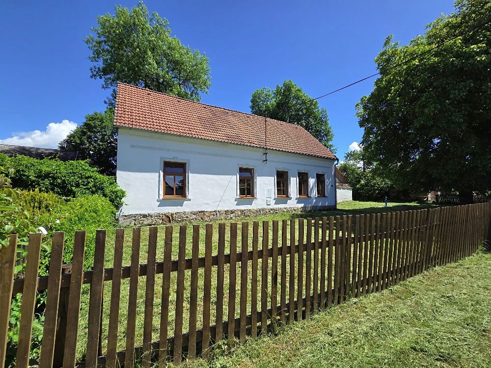 Prodej chalupy 340 m², pozemek 1467 m² – fotografie 2