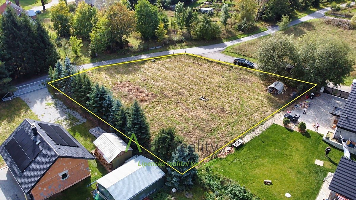 Prodej stavebního pozemku 1198 m² – fotografie 3