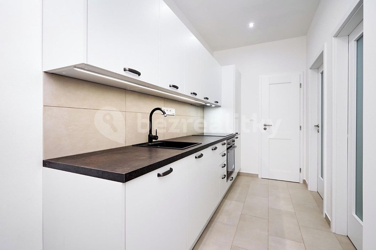 Pronájem bytu 2+1 44 m²