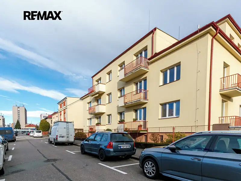 Pronájem bytu 2+1 67 m², Hradec Králové – náhled fotky 1