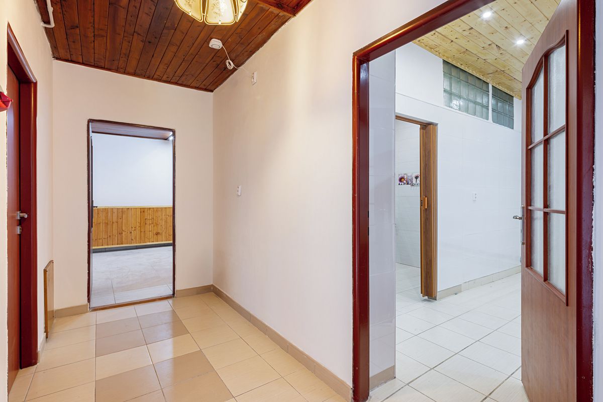 Pronájem obchodního prostoru 47 m² – fotografie 4