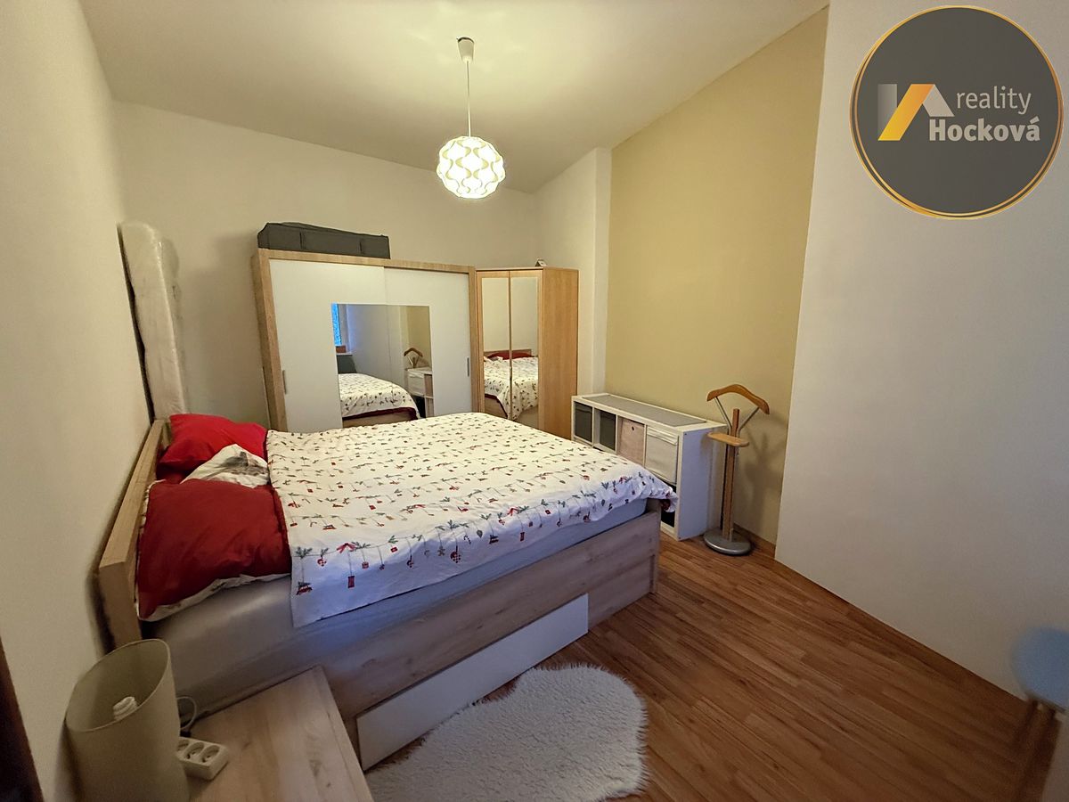 Pronájem bytu 2+1 60 m² – fotografie 3