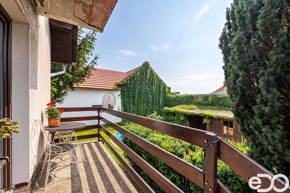 Prodej rodinného domu 141 m², pozemek 625 m² – fotografie 3