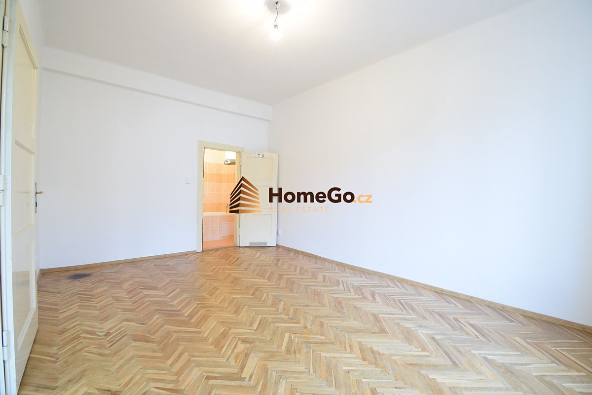 Pronájem bytu 2+kk 53 m² – fotografie 3